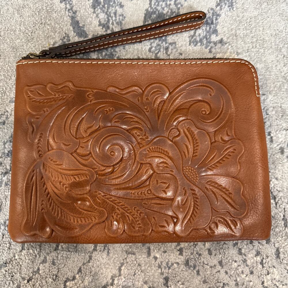 Patricia Nash CASSINI WRISTLET Tooled Leather in Burnished Biscuit Color